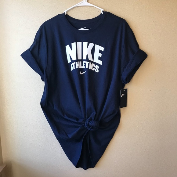 Nike Tops - Nike Navy & White Baggy T-Shirt